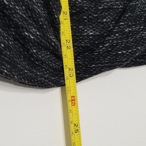 H&M Scoop Neck Black White 3/4 Sleeves Business Casual Office Lightweight Top - Picture 7 of 8